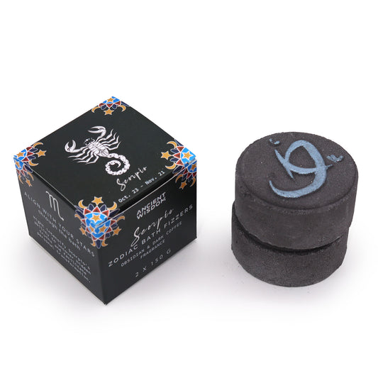 Offrez un coffret magique au Scorpion : 2 bombes de bain artisanales avec horoscope surprise. Idéal pour un moment de détente cosmique et astrologique !